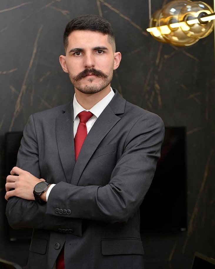Luís Gustavo Agassi, advogado criminalista em Criciúma/SC